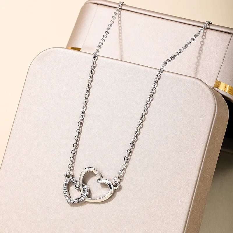 Wholesale Fashion Double-ring Love Simple Ladies Pendant Necklace