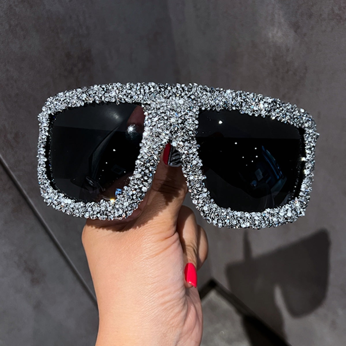 Wholesale Large frame rhinestone party women' s sunglasses