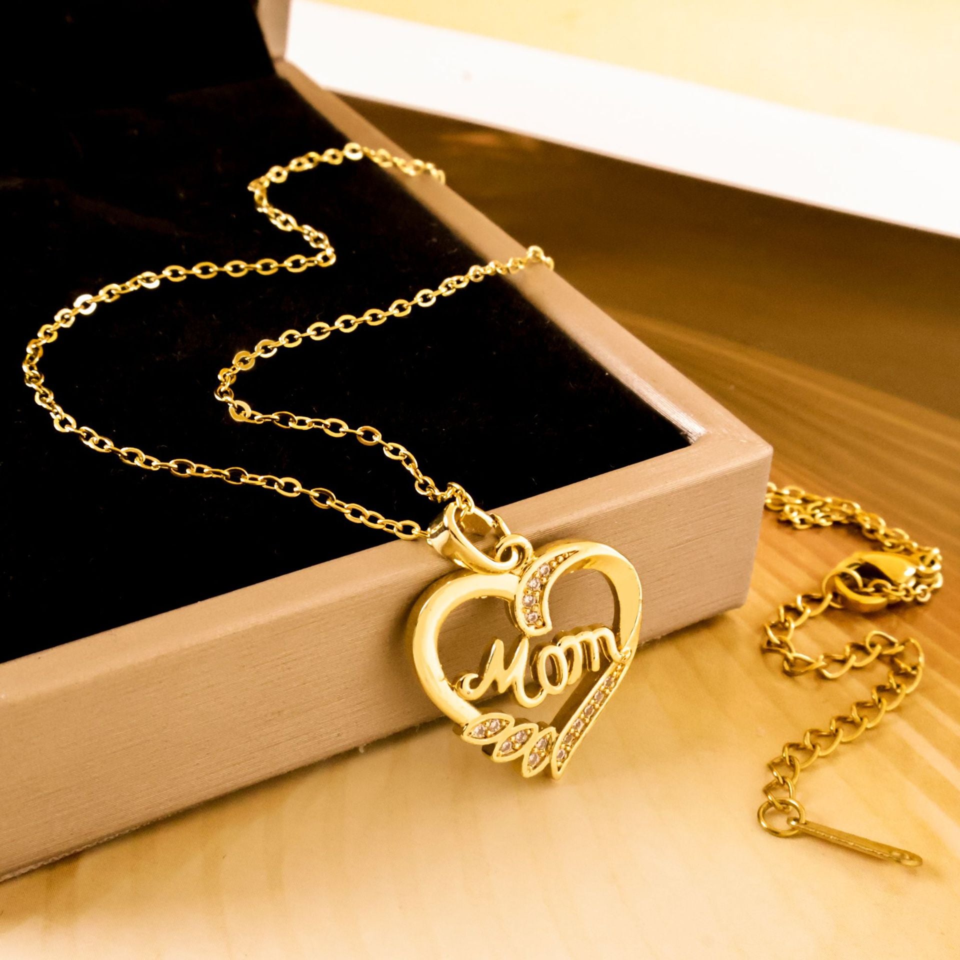 Wholesale Titanium Steel Heart Necklace