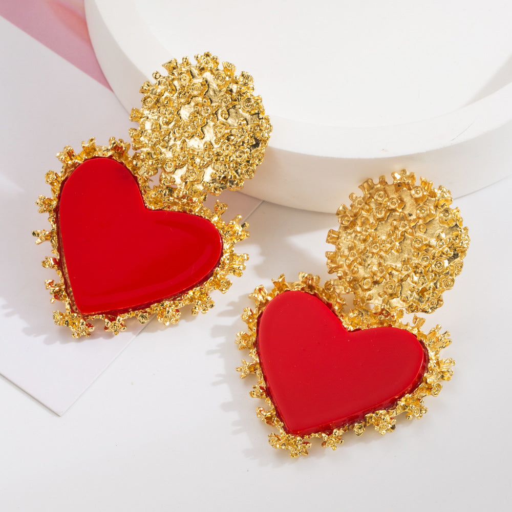 Wholesale Vintage resin heart-shaped pendant earrings