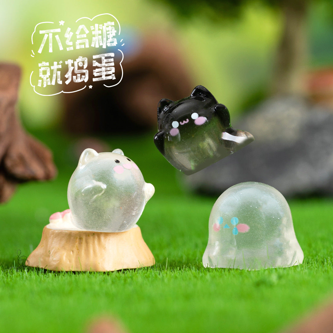 Wholesale Resin Glow-in-the-dark Ghost Figurine Cartoon  Decorative Ornament for Home Car Desk