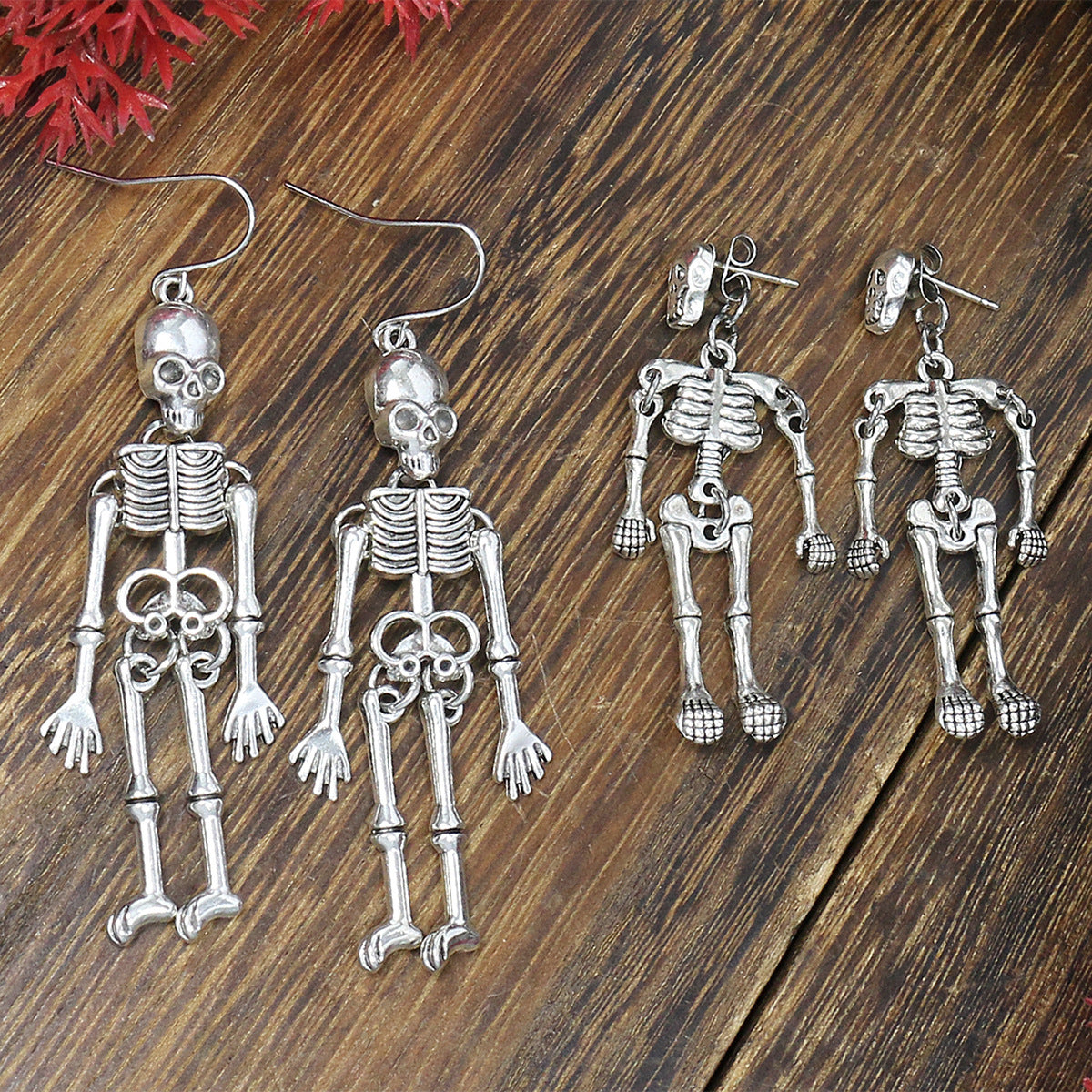 Wholesale of Halloween Gothic Skull Head Alloy Earrings