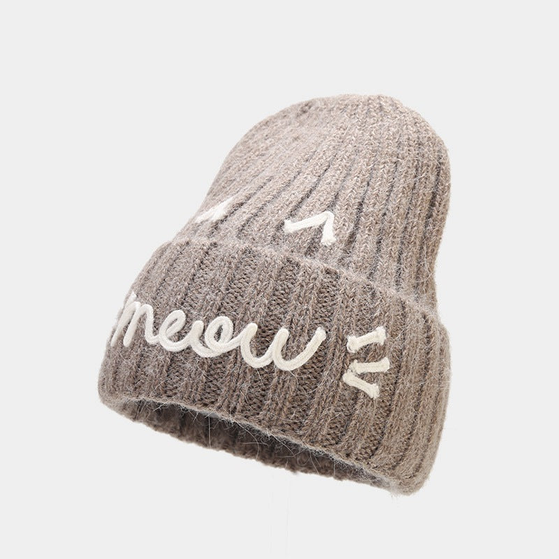 Wholesale of Cute Cat Woolen Hats and Knitted Hats
