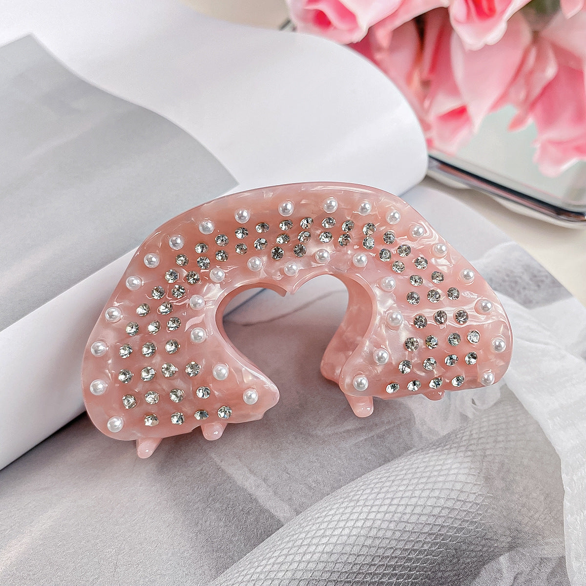 Wholesale Love Grab Clip Heavy Industry Diamond Hair Clip Light Luxury High-end Shark Clip Valentine's Day Hair Accessories Headwear