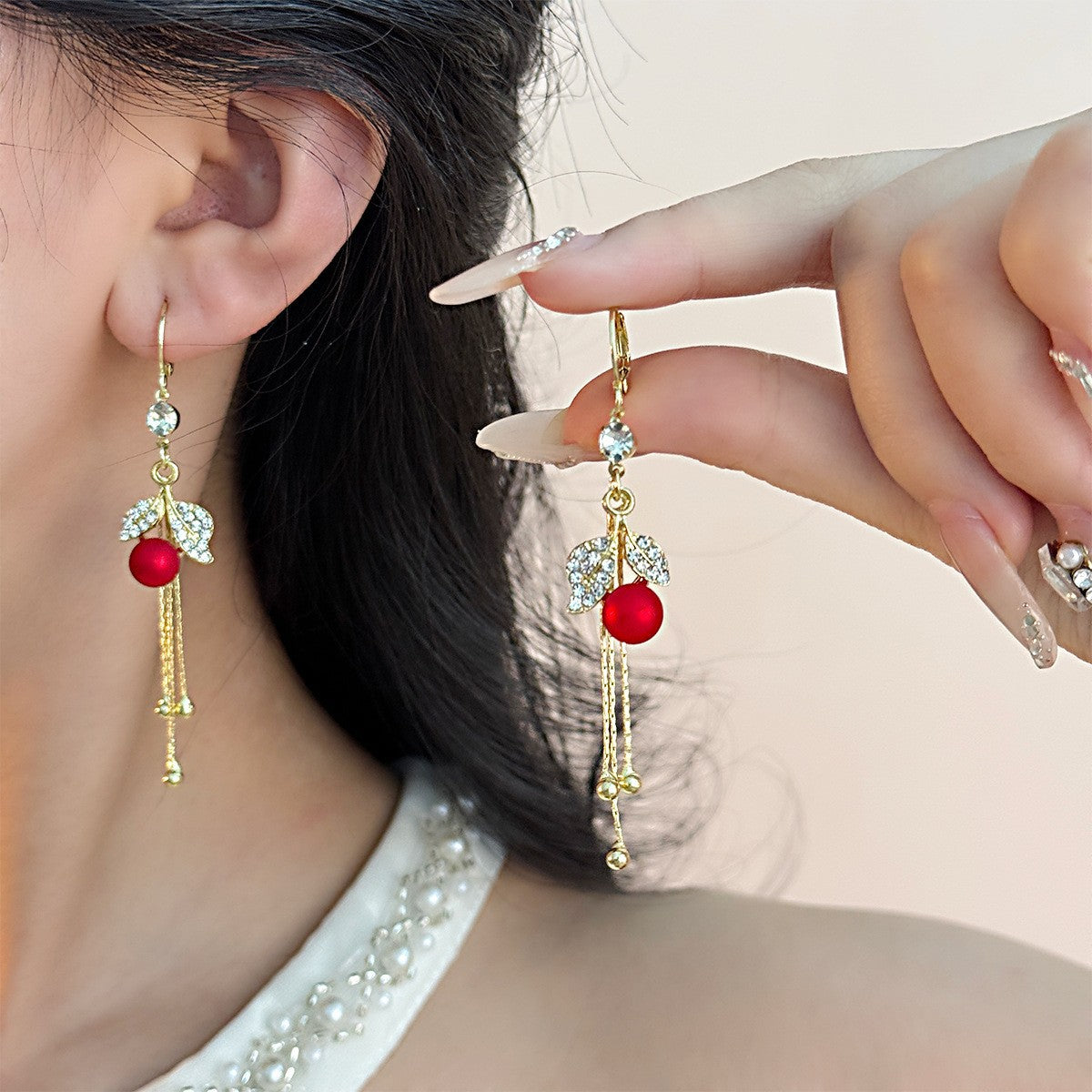 Wholesale Colorful diamond studded silver needle bow Blingbling Earrings