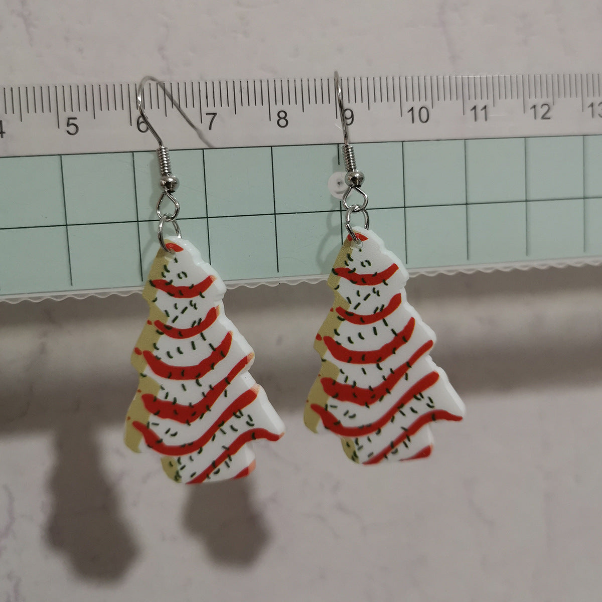 Wholesale Christmas tree earrings love acrylic Christmas ladies earrings