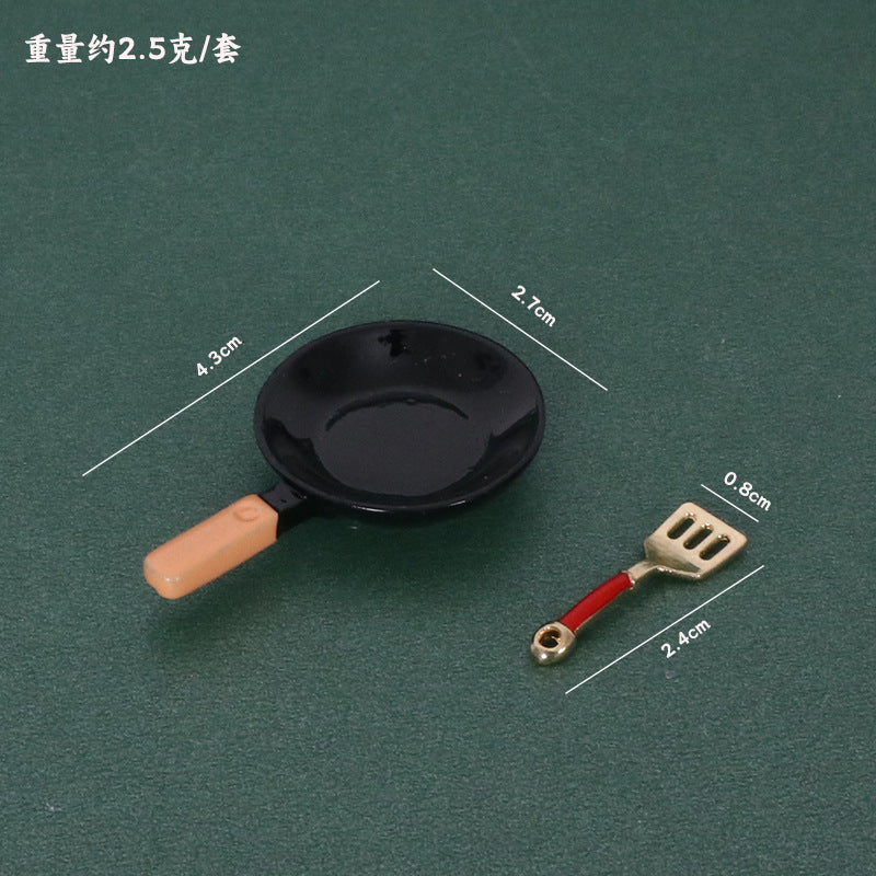 Wholesale 10pcs Dollhouse Miniature Mini Kitchen Scene Egg Beater Diverse Doll Accessories