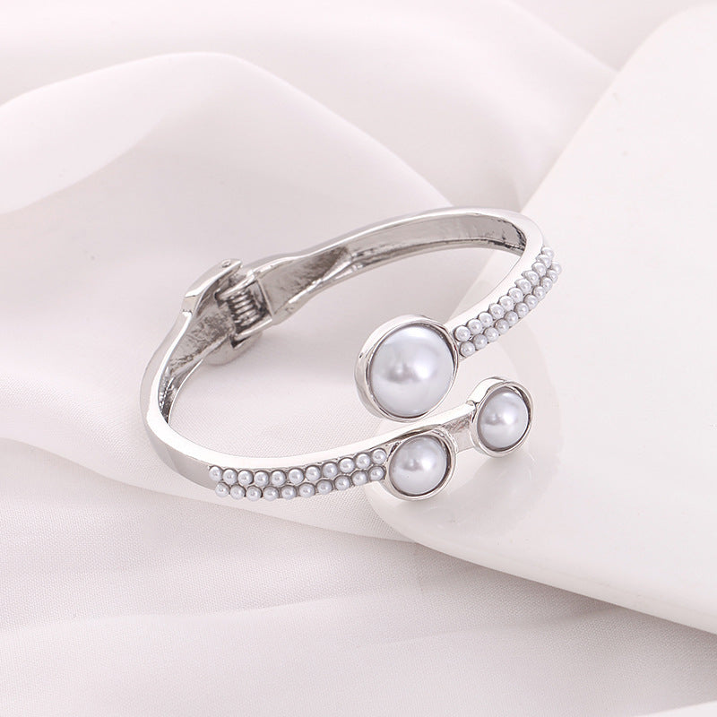 Wholesale Pearl double-layer semi open Layered Bracelet Set