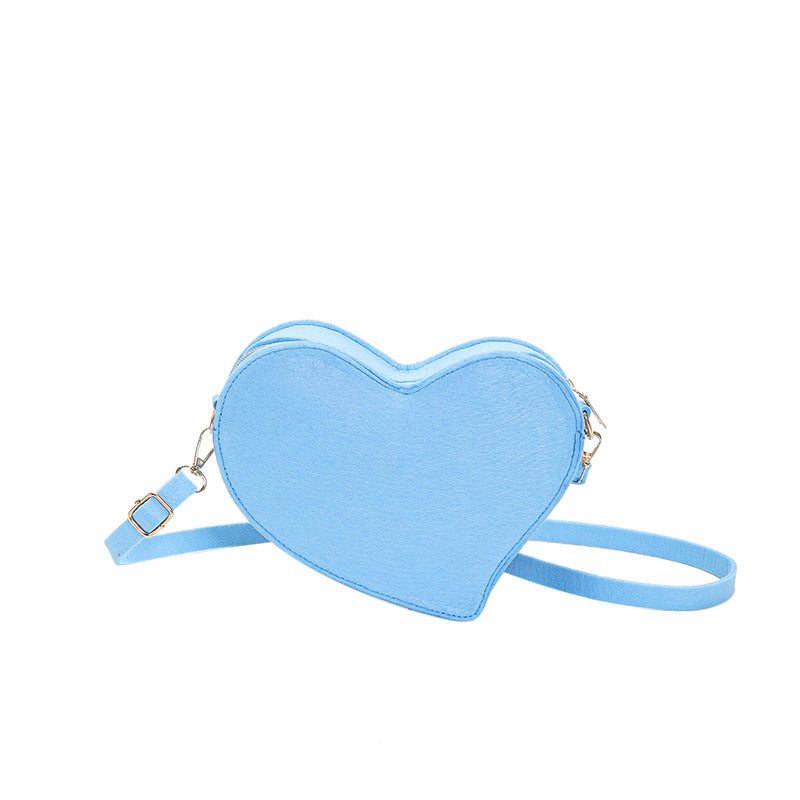 Wholesale Simple Solid Color Heart Shape PU Shoulder Messenger Bag