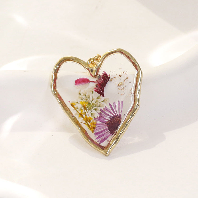 Wholesale 6pcs Irregular Love Month Flower Real Flower Pendant Resin Accessories