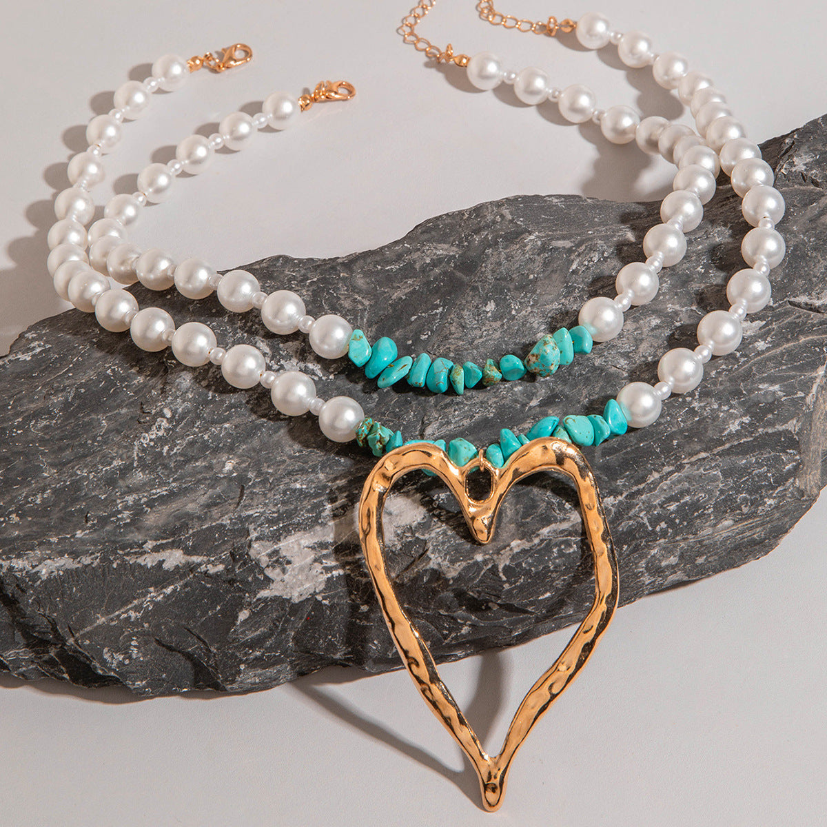 Wholesale Vintage Heart Imitation Pearl Turquoise Necklace