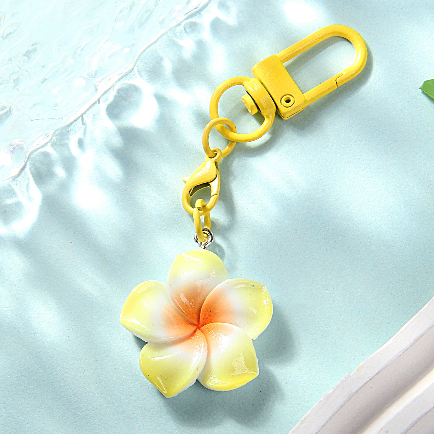 Wholesale 10pcs/pack Small fresh air key chain pendant two-color spray-painted egg flower