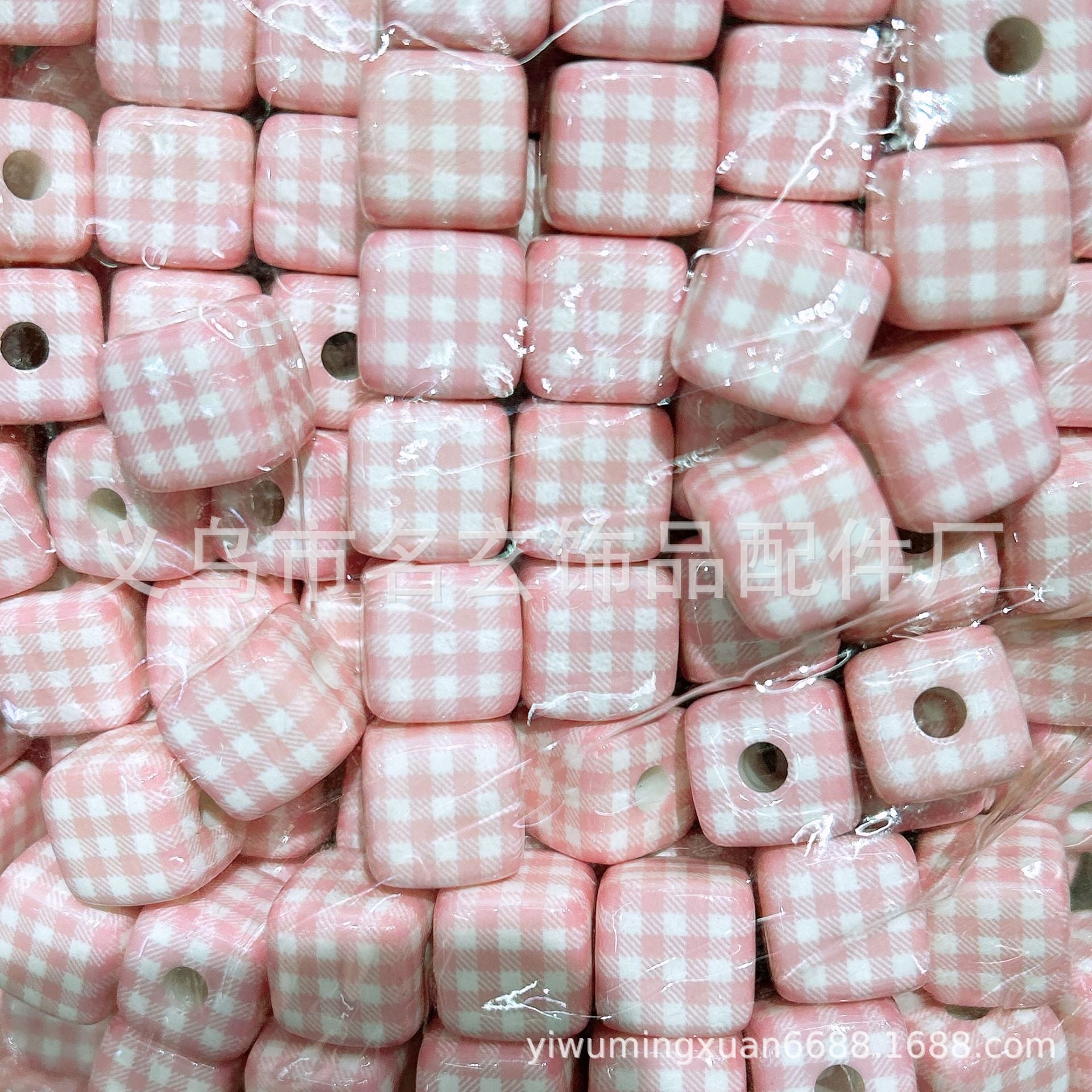 Wholesale Random 200pcs/pack  Printed plaid square Hong Kong style vertical beaded  Acrylic Beads