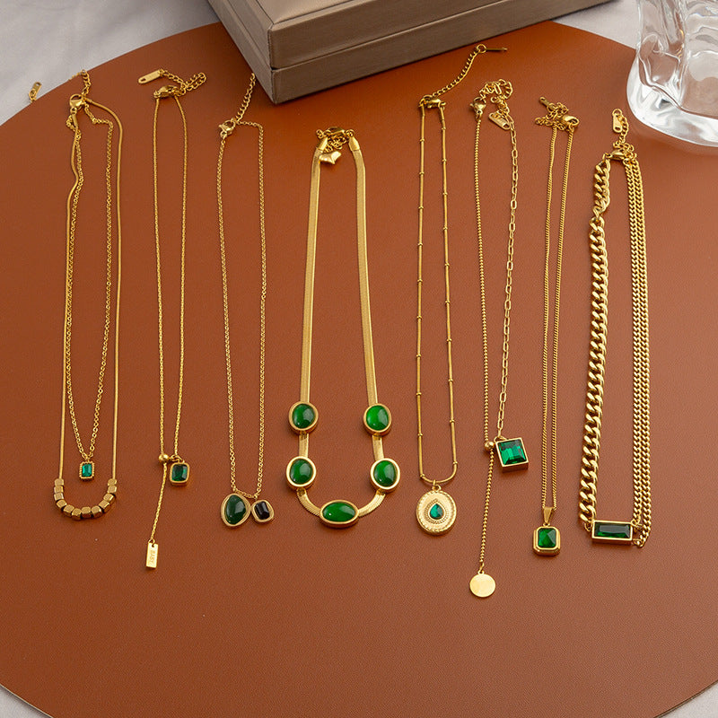 Wholesale  Accessible Luxury Niche Emerald Titanium Steel Necklace Women' s Ins Style