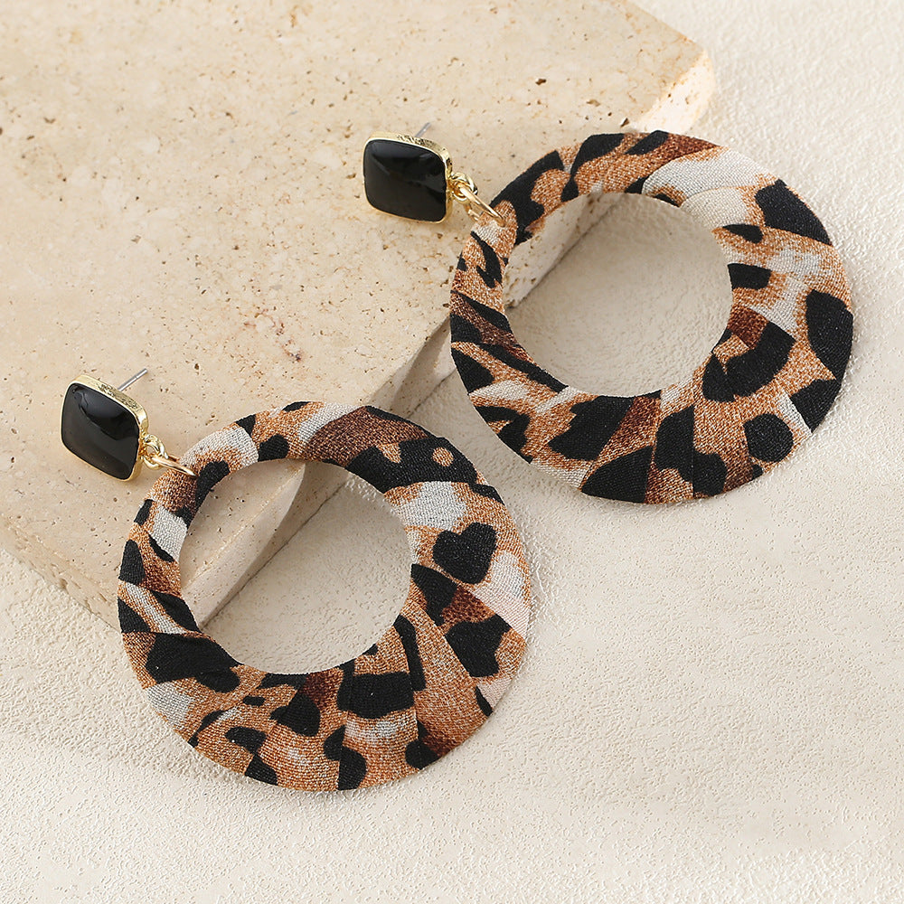 Wholesale Retro exaggerated large circle oval leopard print earrings