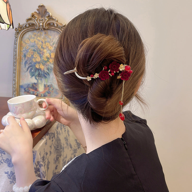 Wholesale tassel one-word hairpin back head plum blossom clip metal frog buckle twist clip headdress