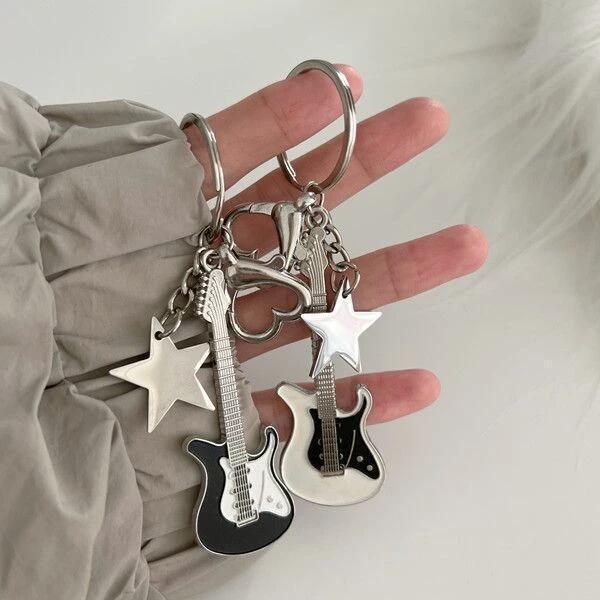 Wholesale Y2K Guitar Pentagram Zinc Alloy Keychain