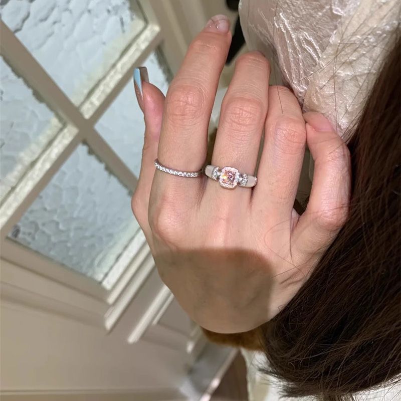 Wholesale Vintage Pink Sugar Cube Small Diamond Ring for Women,  Socialite Style