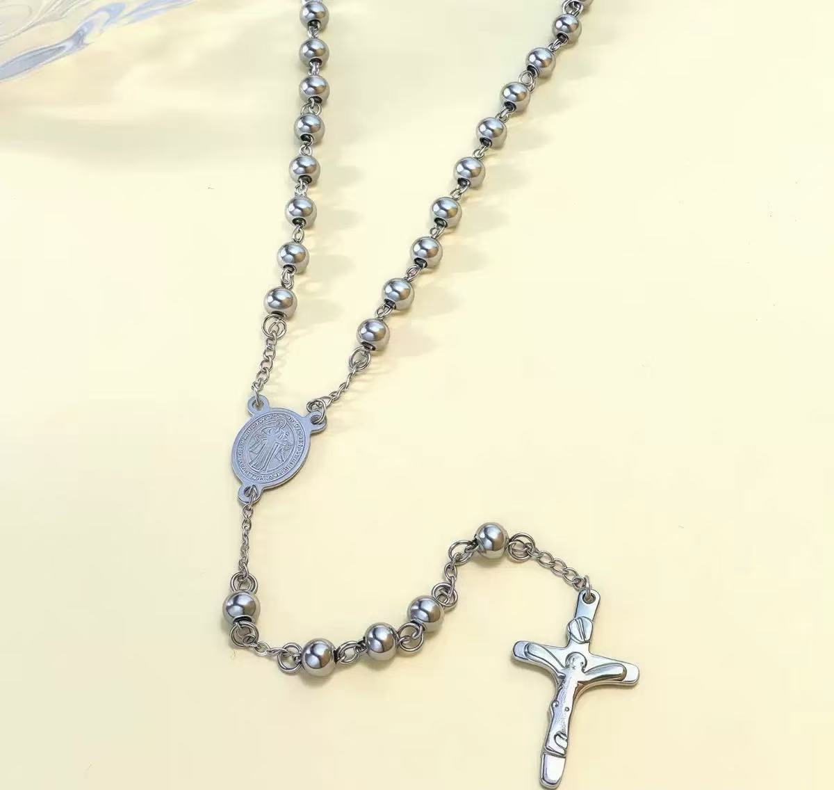 Wholesale Golden oval cross Pendant Stainless Steel Necklace