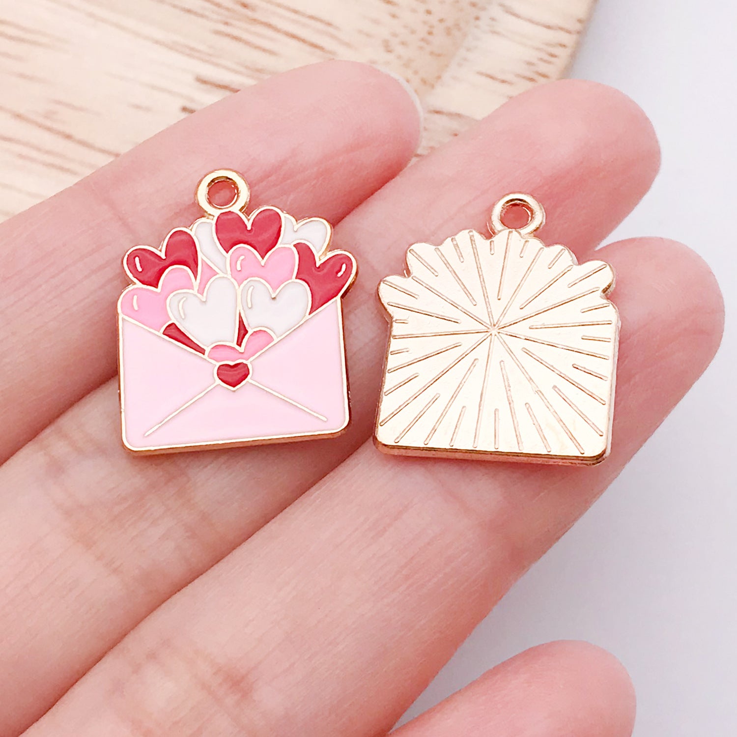 Wholesale Valentine' s Day Love Variety Cartoon Jewelry Accessories Pendant