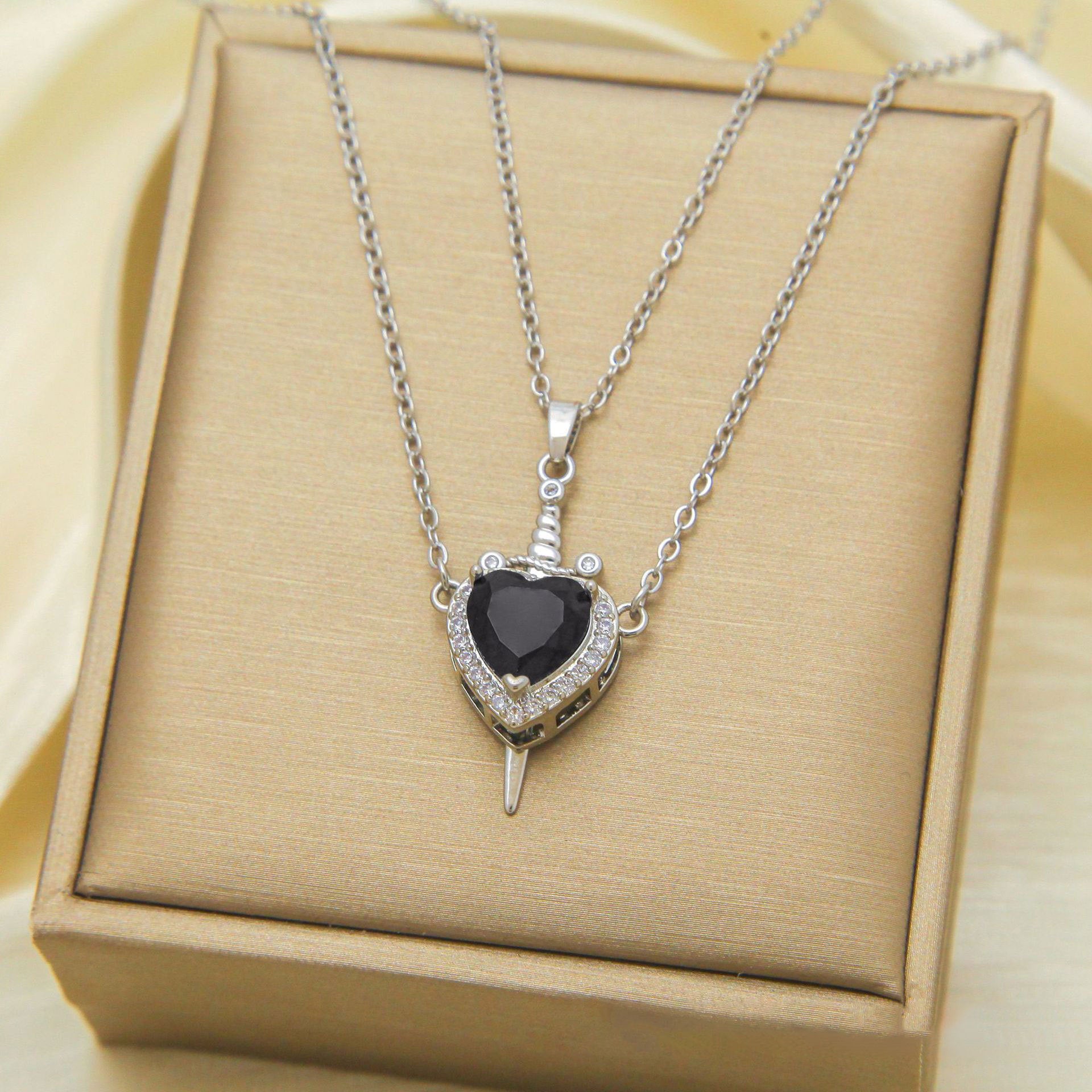 Wholesale One Arrow Piercing Heart Valentine' s Day Love Sword Titanium Steel Necklace