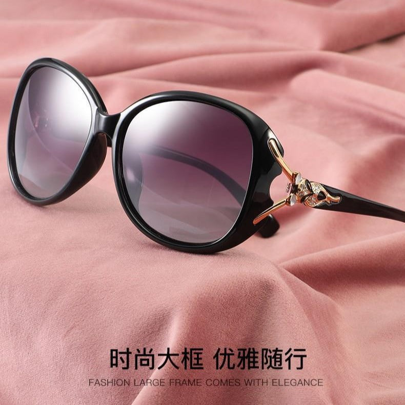 Wholesale Women's Fox Head Large Frame Gradient Sunglasses