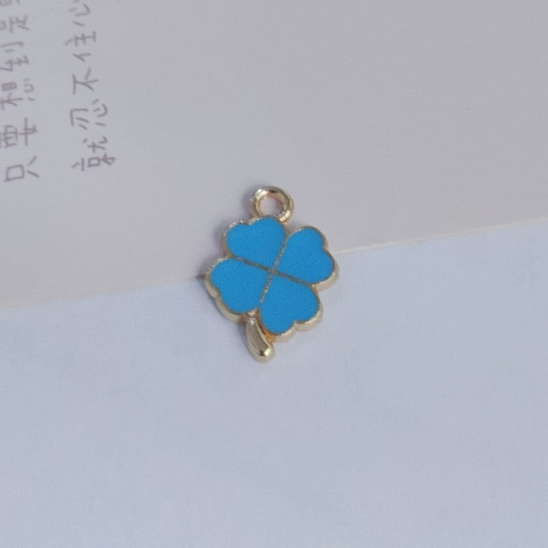 Wholesale Lucky Four-leaf Clover Oil Dropping Alloy Charms