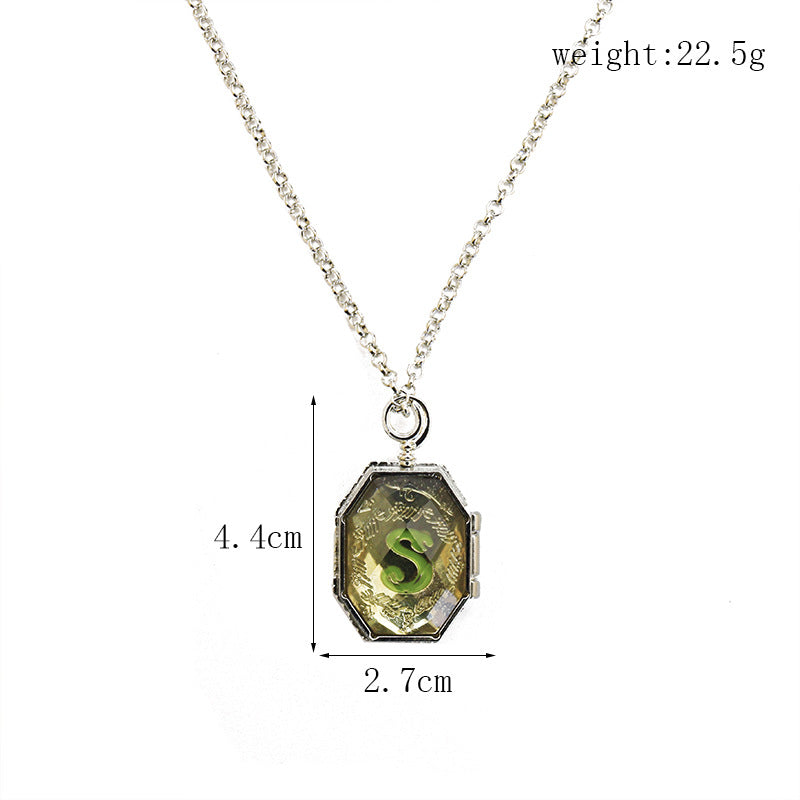 Wholesale Creative Design Horcrux Pendant Box Keychains