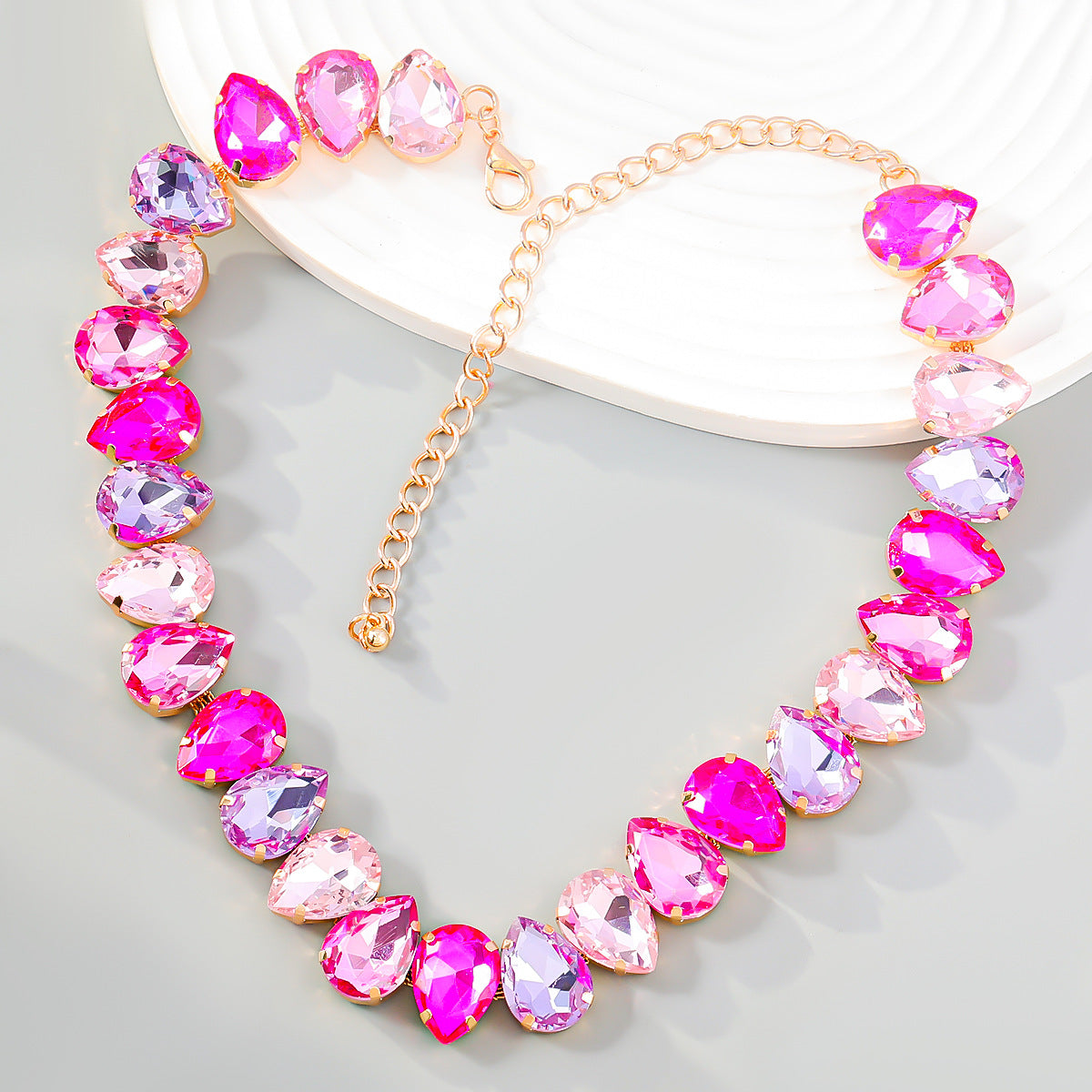 Wholesale Exaggerated Drop-shaped Glass Diamond Necklace