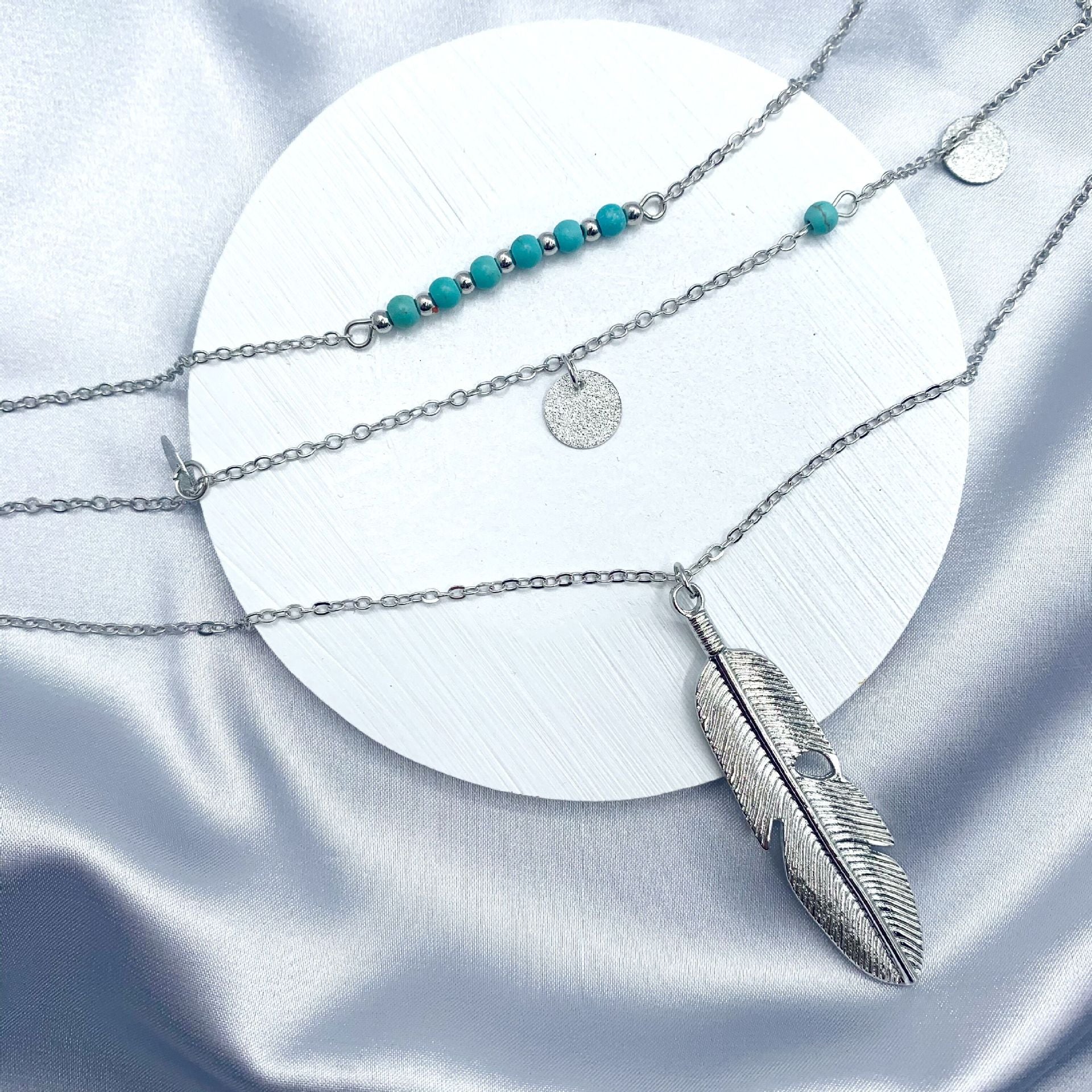 Wholesale Multi-layered Geometric Leaf Alloy Necklace