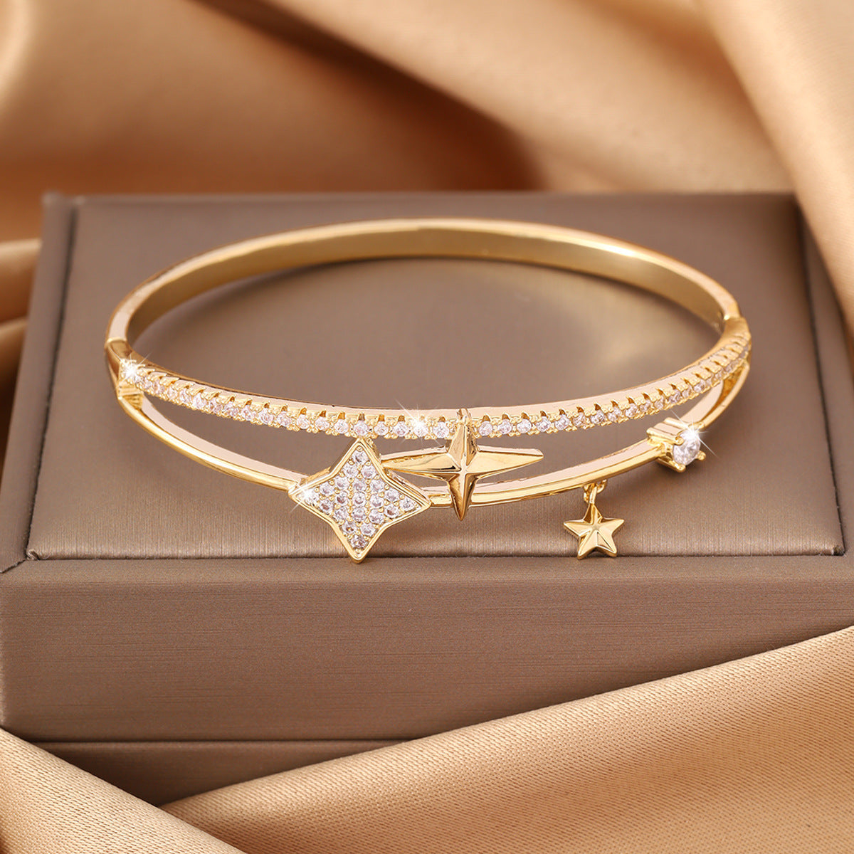 Wholesale Nail copper micro inlaid zircon open bracelet