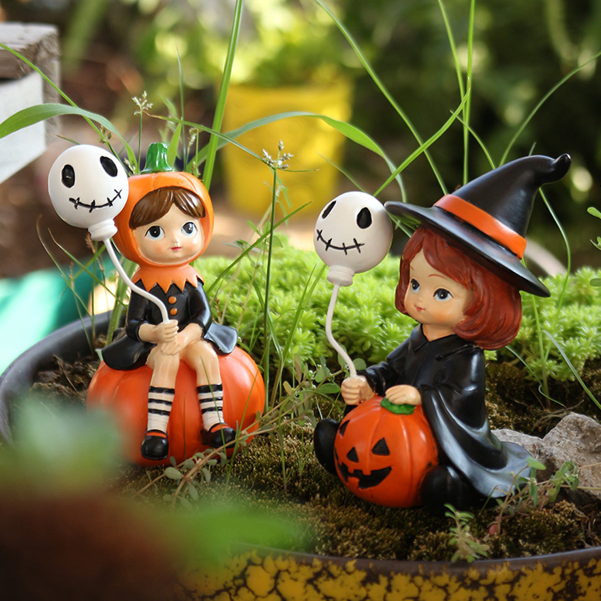 Wholesale Resin  Skull Balloon Witch Set 2 American Country Style Outdoor Home Decor Accent