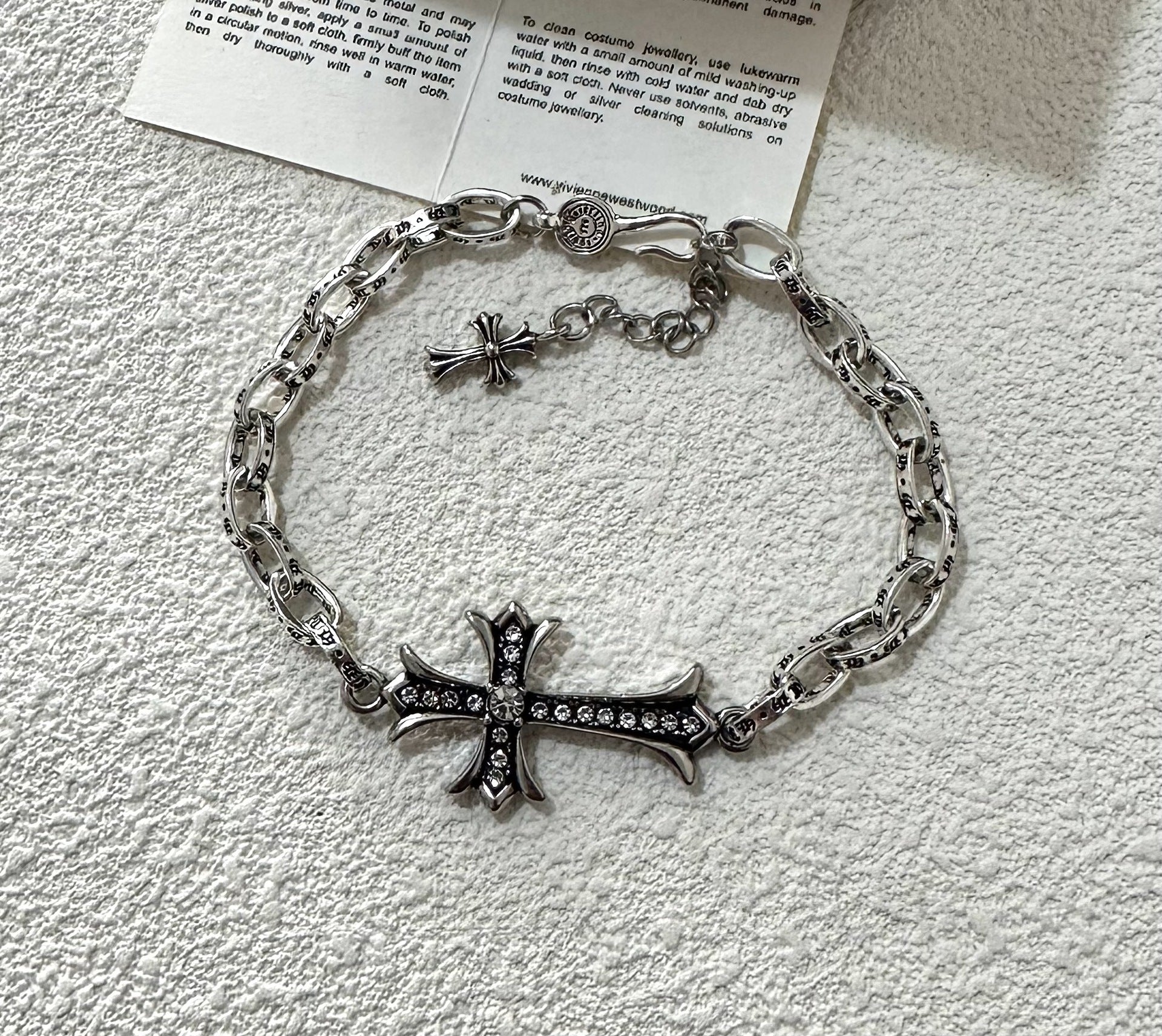 Wholesale ins cold antique silver plated love crown cross flower bracelet