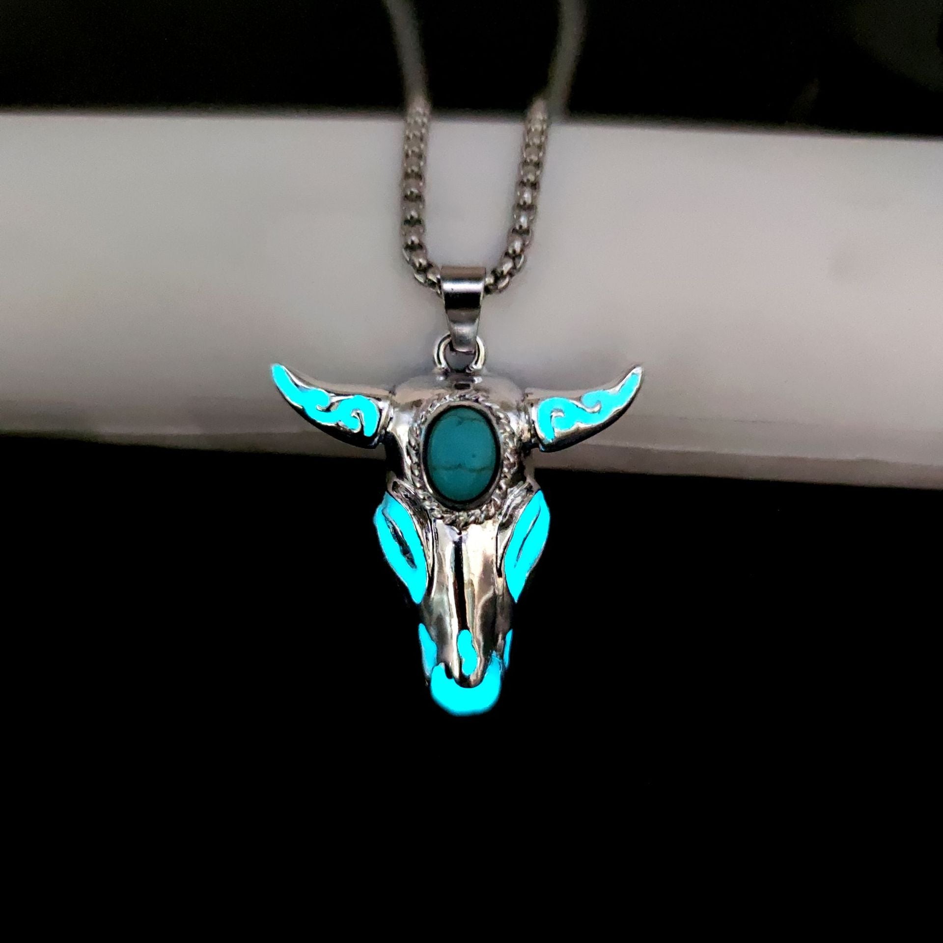 Wholesale Turquoise Skull Bull Head Stainless Steel Luminous Pendant Necklace