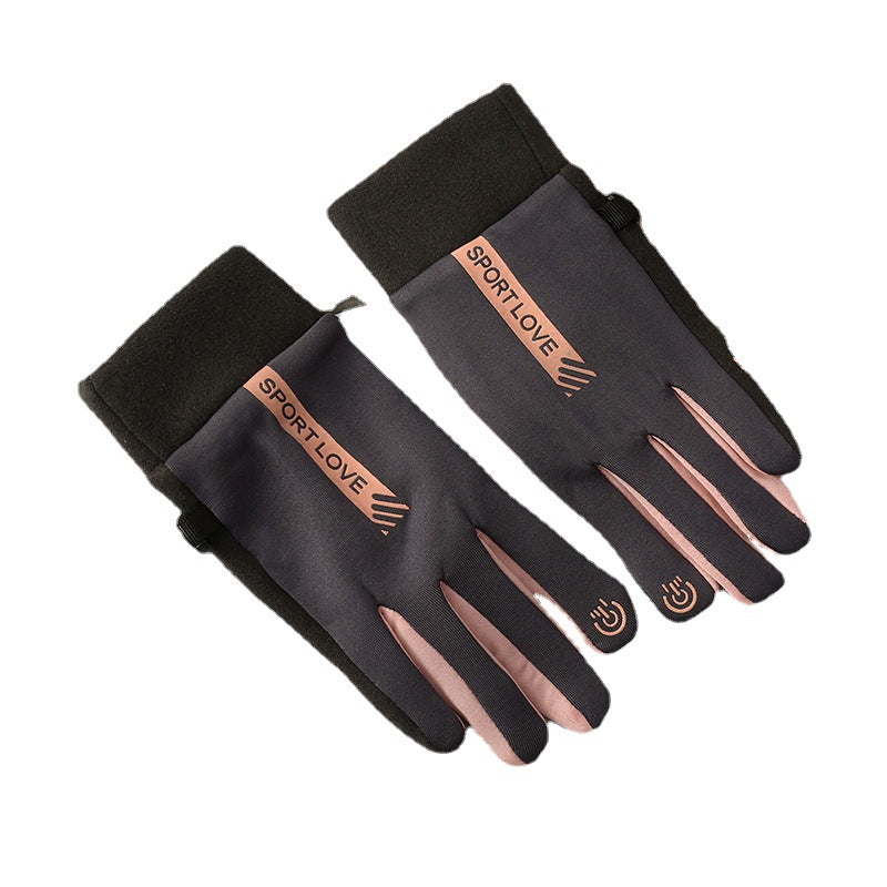 Wholesale Winter Plush Windproof Cycling Gloves with Velvet Patches