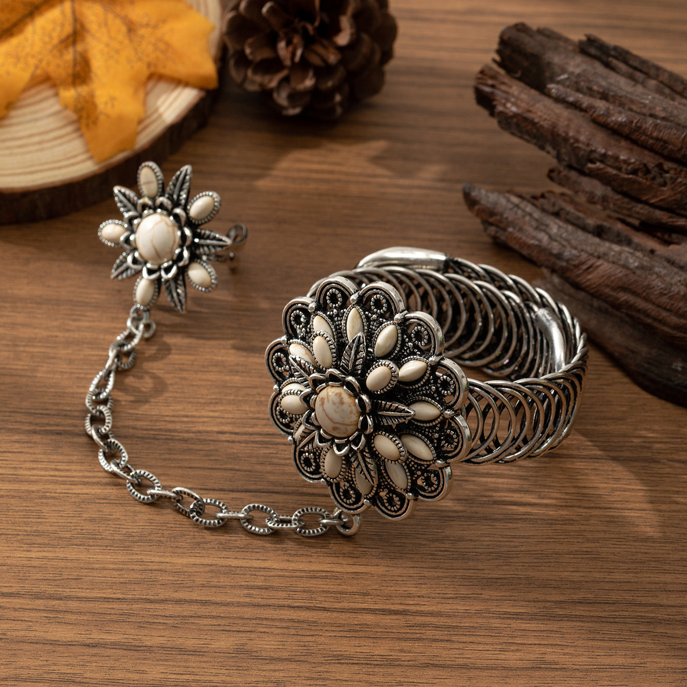 Wholesale Vintage open bohemian marquise flower turquoise bracelet chain ring