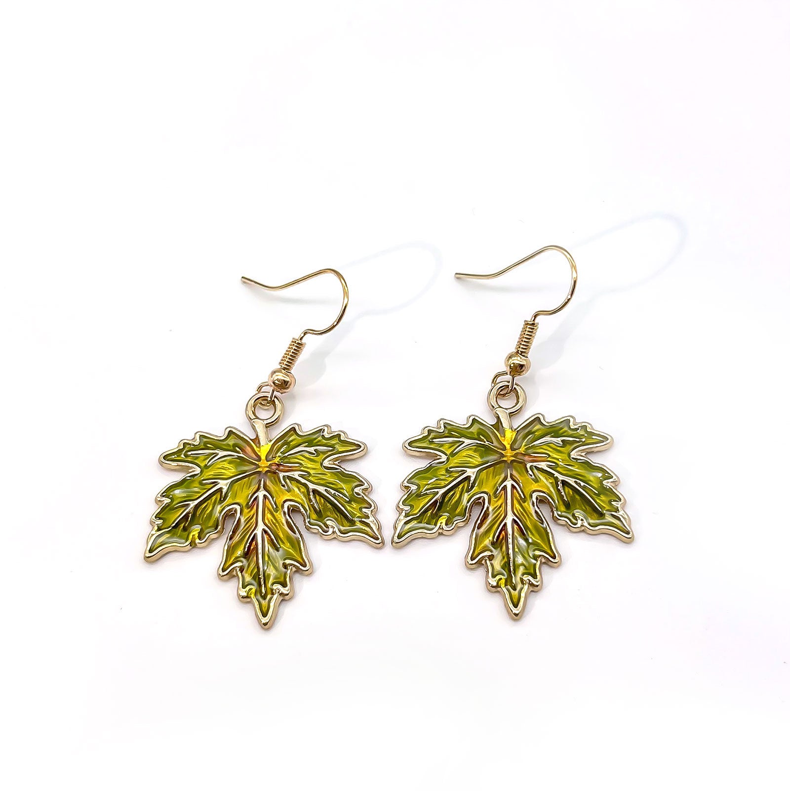 Wholesale Thanksgiving Earrings With Cartoon  Maple Leaf Sunflower Pumpkin Design Zinc Alloy Fall Harvest Jewelry Accessory For Parties