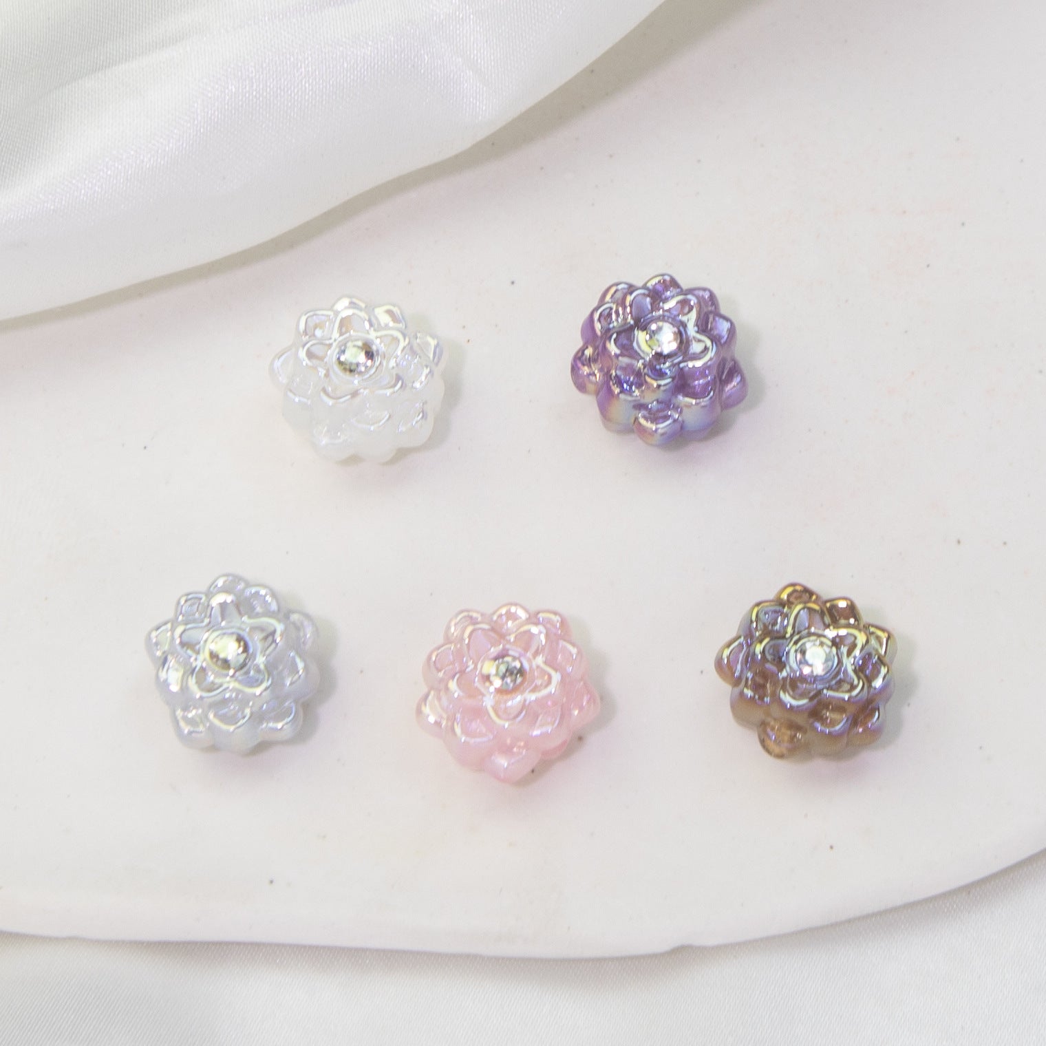 Wholesale 10pcs Simple Fashion Lotus Beads Through Hole Beads