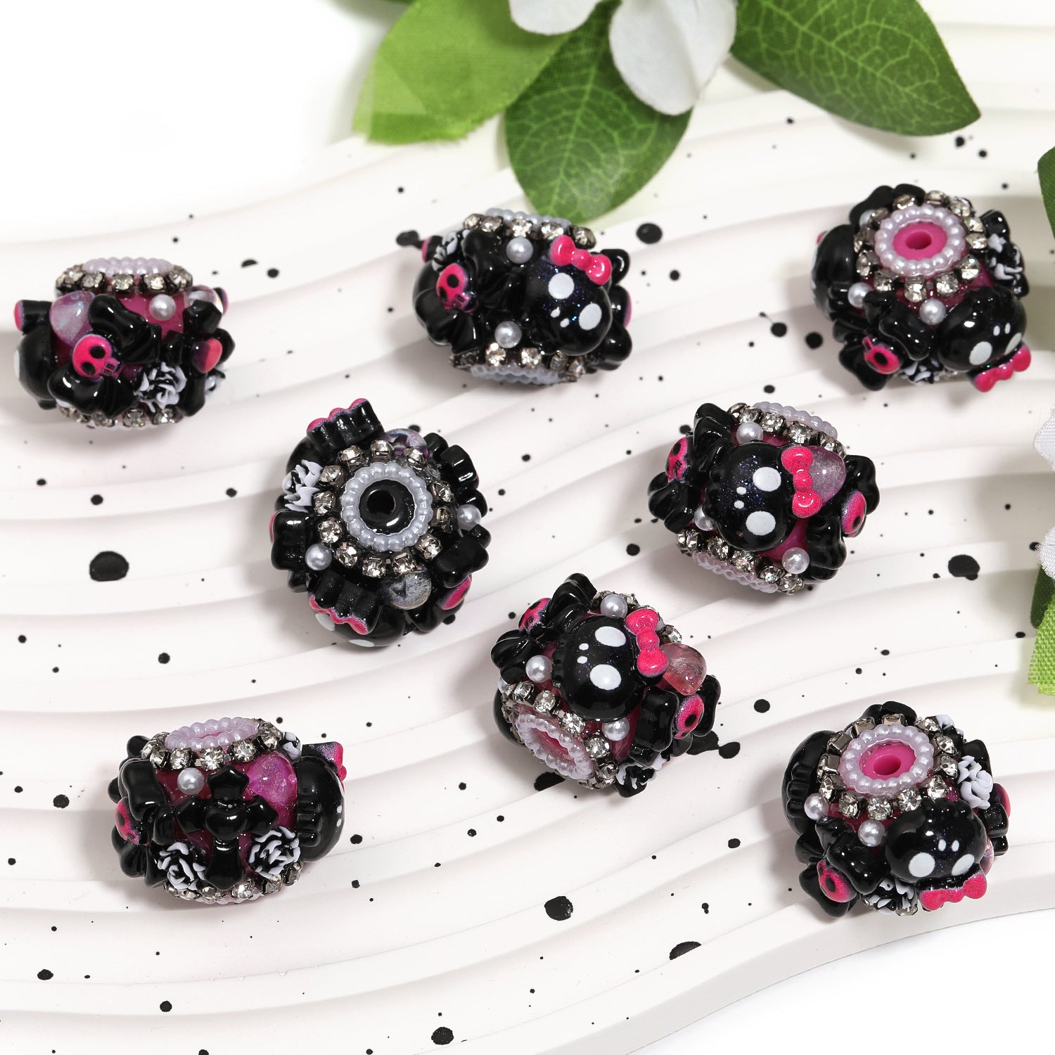 Wholesale 10pcs  Black diamond studded bead Acrylic Beads