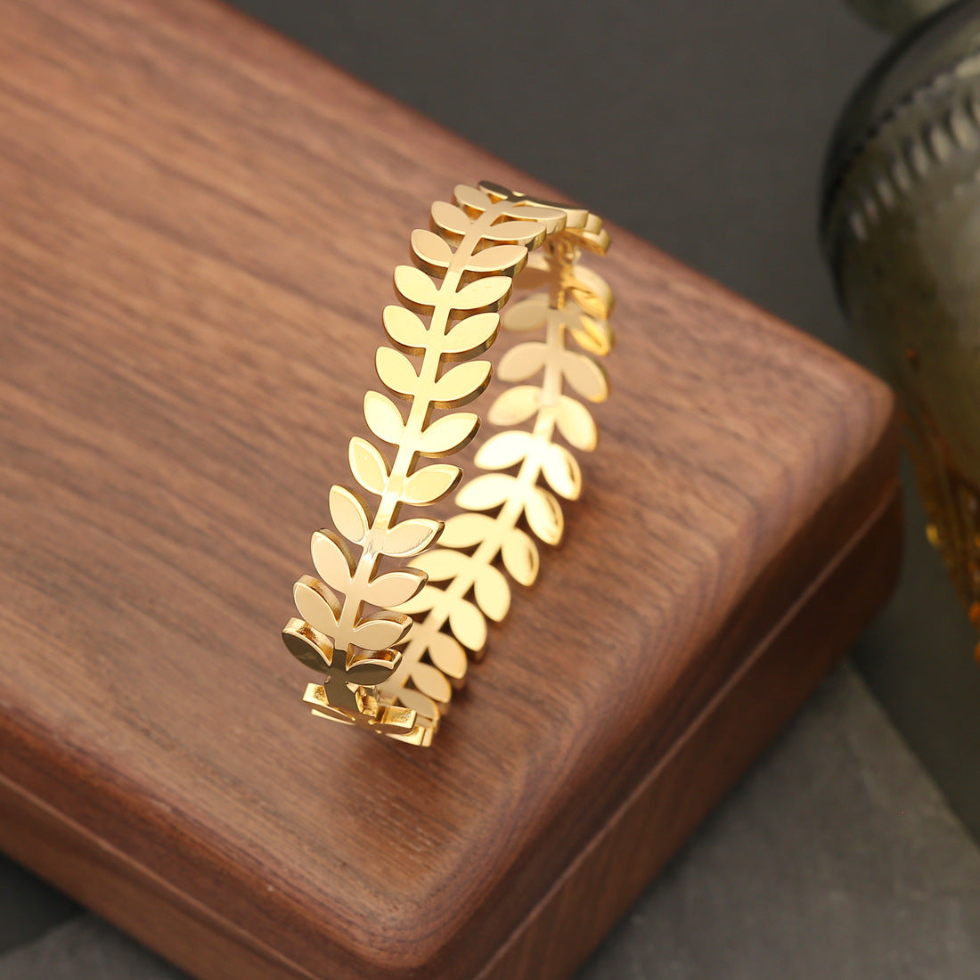 Wholesale of New Retro Style Stainless Steel Bracelet