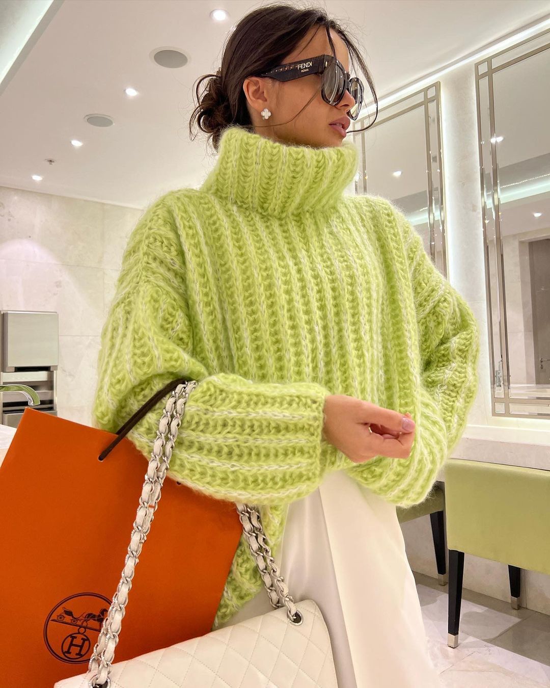 Wholesale Winter Knitted Pullover Fluffy Long-sleeved Sweater