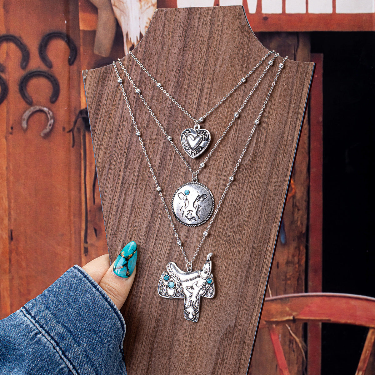 Wholesale Western style necklace