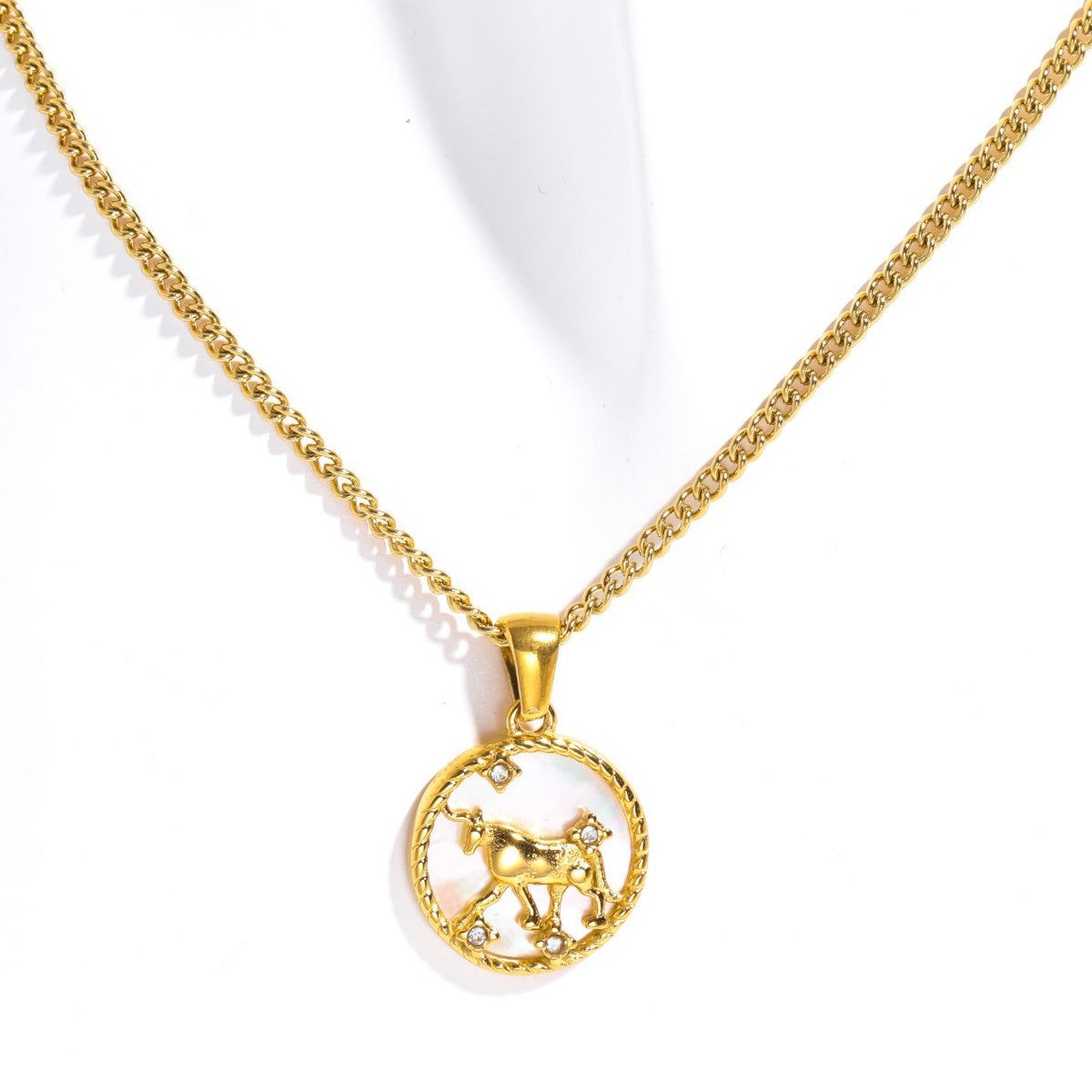 Wholesale Stylish 12 Zodiac Signs Coin Pendant Necklace Stainless Steel Gold Plated Fashion Accessory