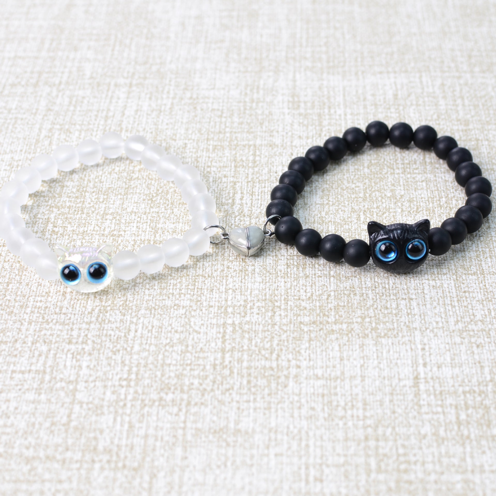Wholesale  Beaded Cute Cat Two-pack Love Magnetic Luminous Couple Bracelet