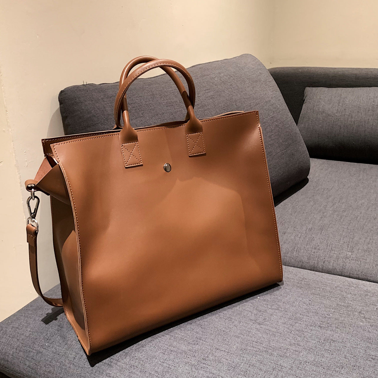 Wholesale PU Simple Tote Bag