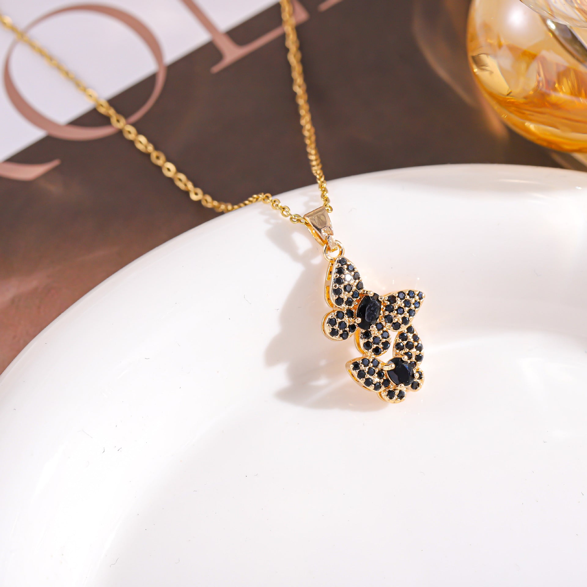 Wholesale fashion jewelry pendant colorful full diamond double butterfly necklace