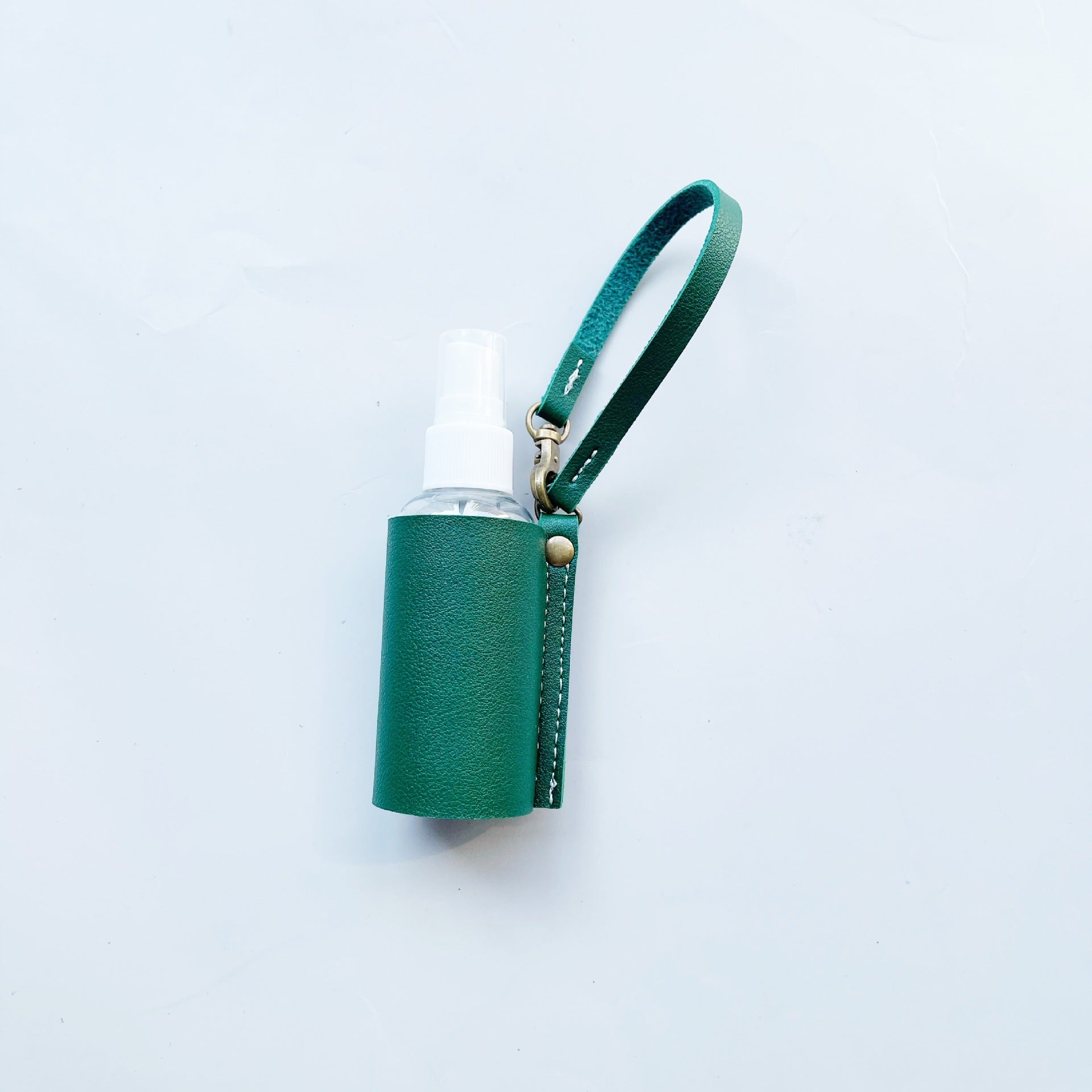 Wholesale PU Bottle Case Keychain