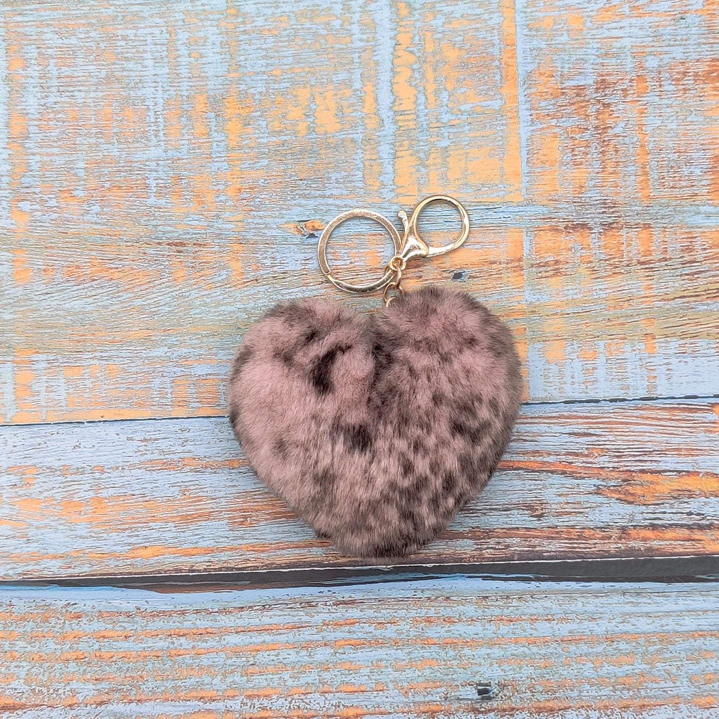 Wholesale  leopard love heart-shaped keychain