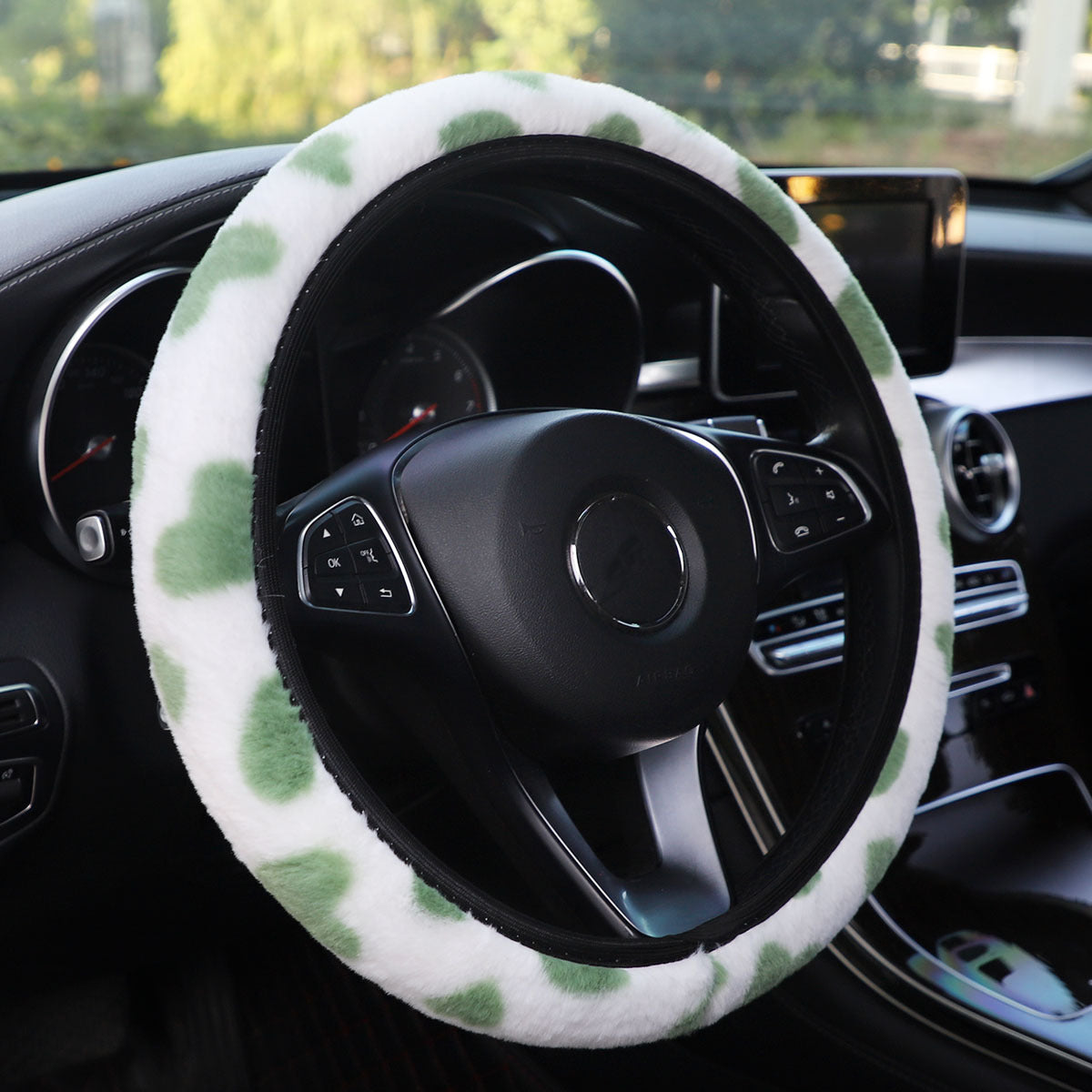 Wholesale Love Plush Universal Car Steering Wheel Cover