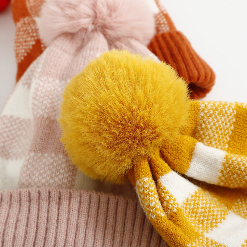 Wholesale Cold-proof Black and Red Plaid Knitted Hat with Ear Protection Wool Ball Beanie